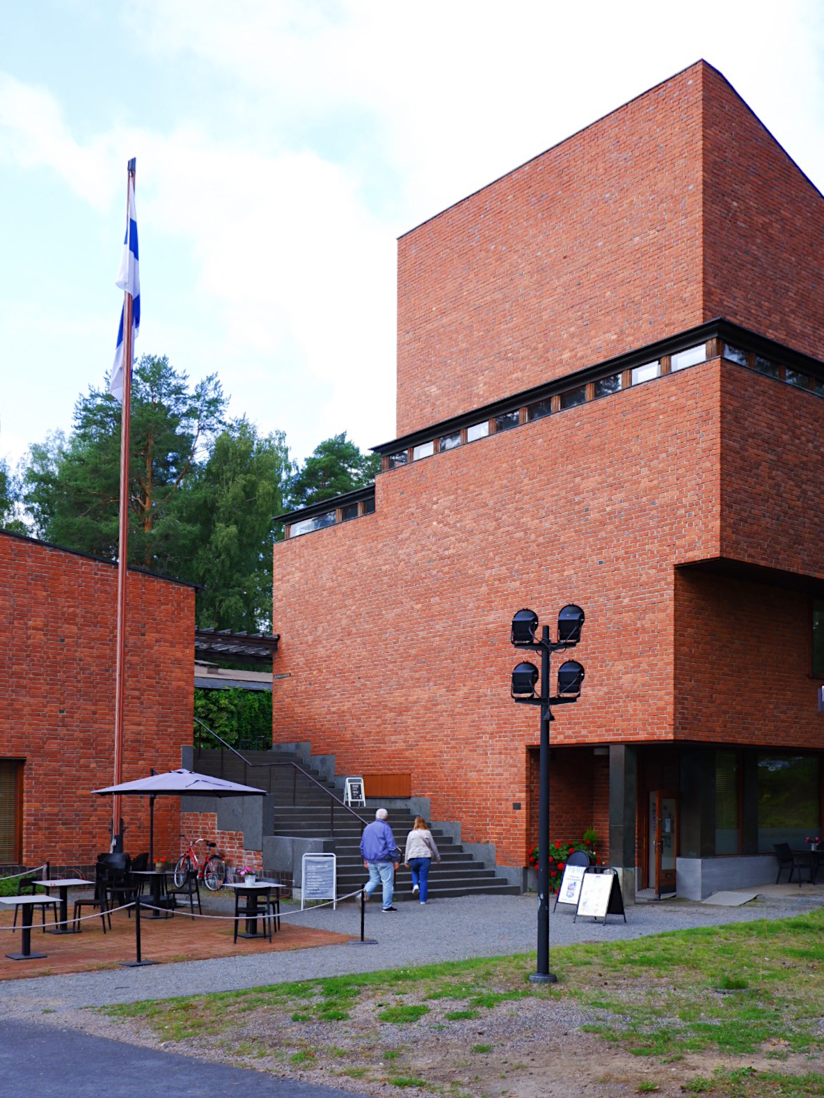 Processed with VSCO with ss1 preset Säynätsalo Town Hall by Alvar Aalto