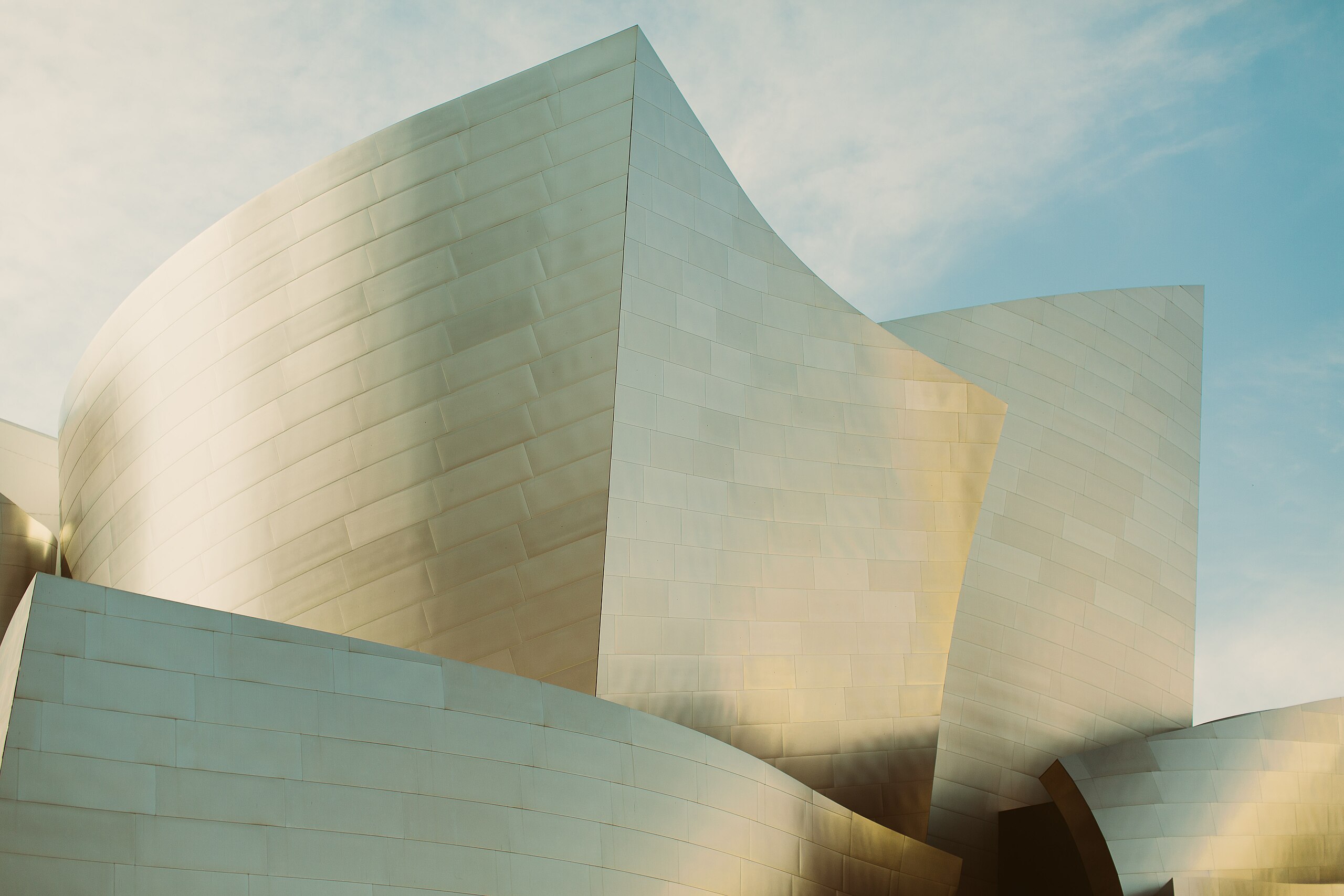 Disney_Concert_Hall_(Unsplash) Brandon Smith brndnsmth